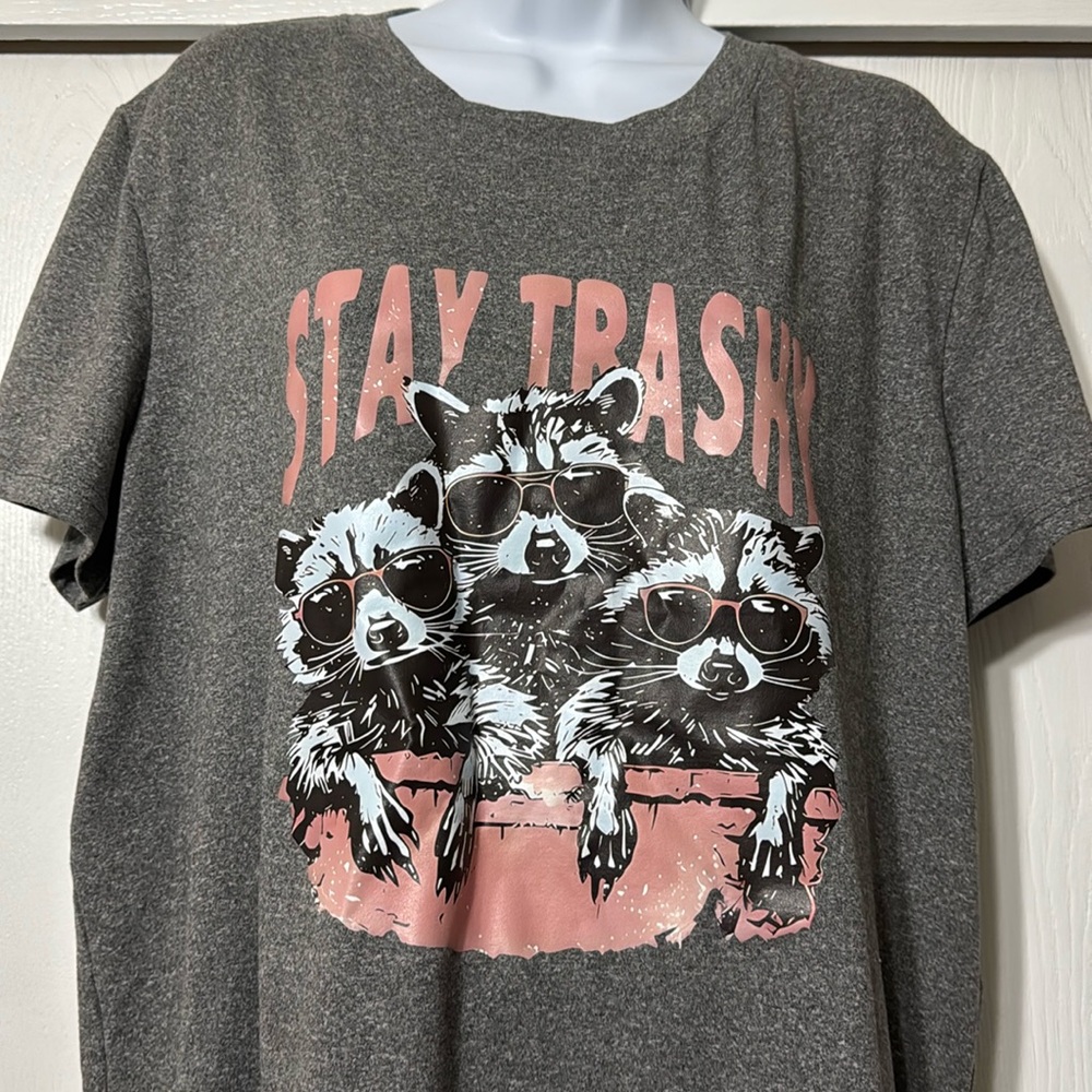 SHEIN T-Shirt